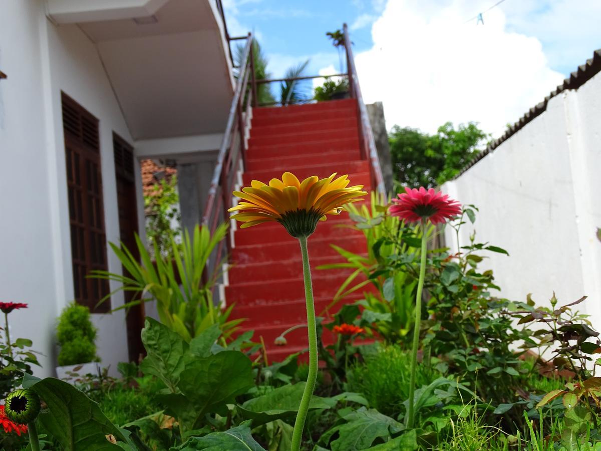 Aa Inn Trincomalee Exteriér fotografie