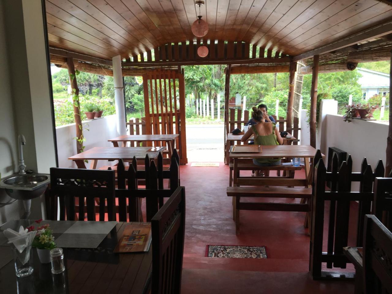 Aa Inn Trincomalee Exteriér fotografie