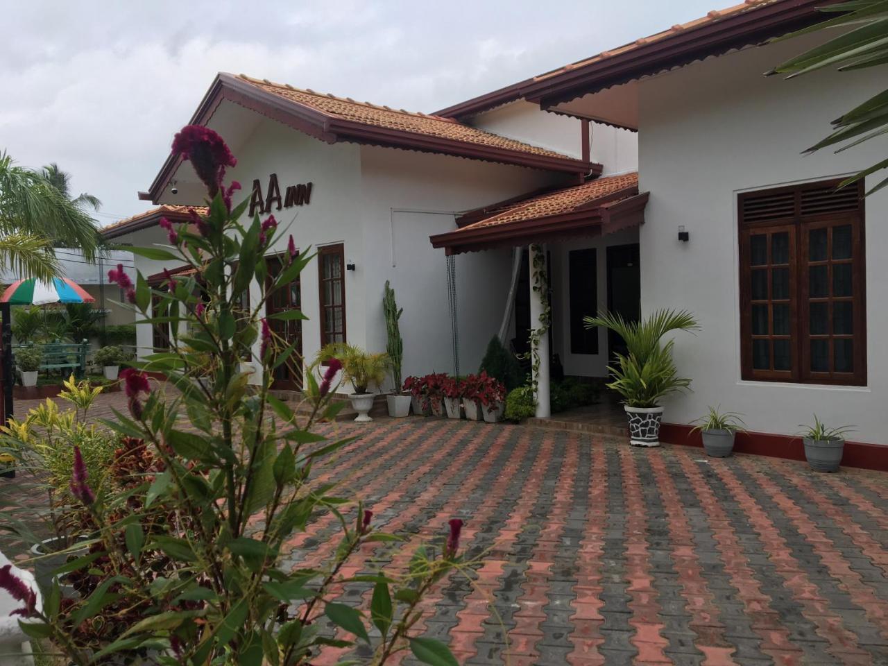Aa Inn Trincomalee Exteriér fotografie