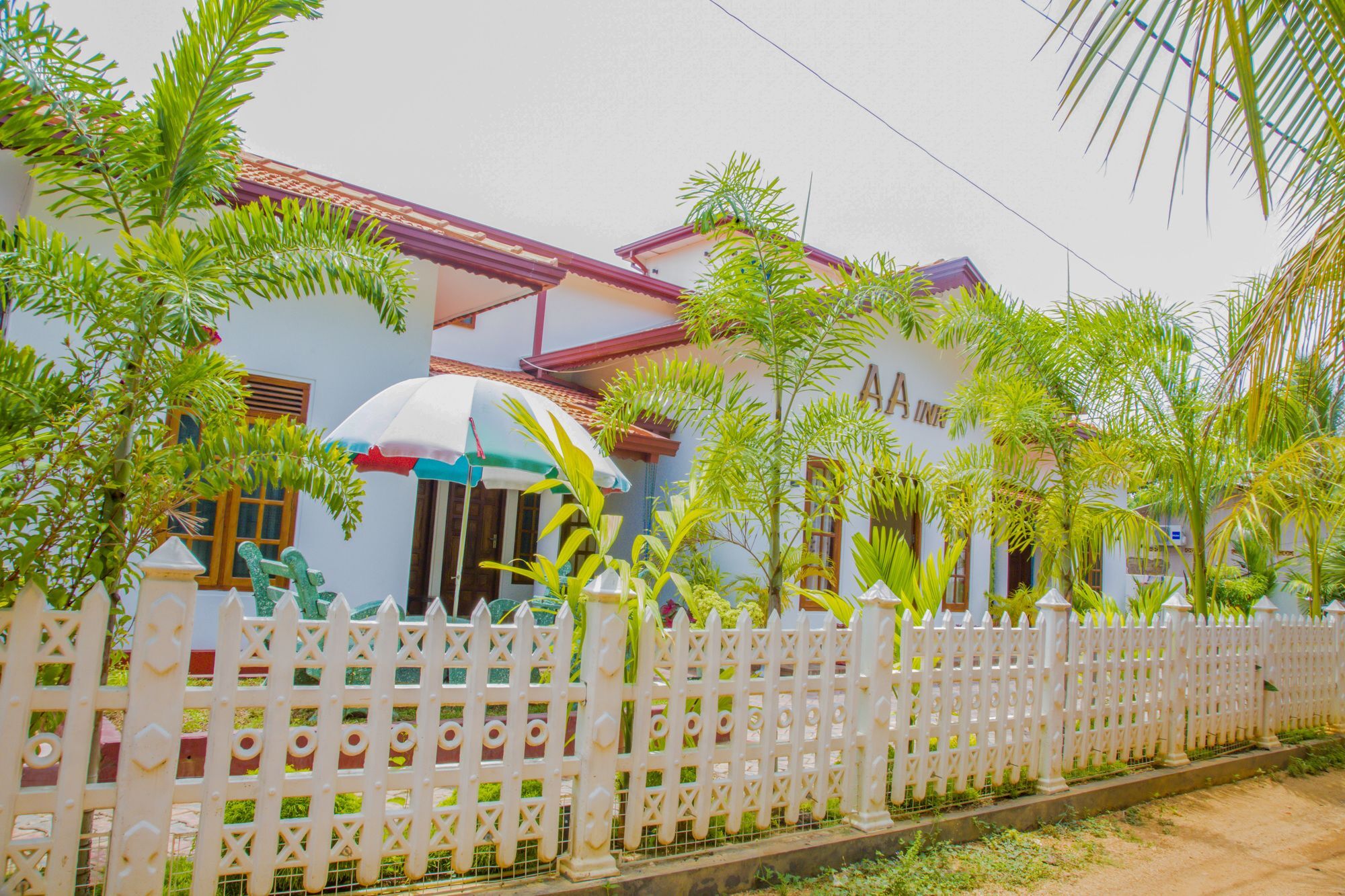 Aa Inn Trincomalee Exteriér fotografie
